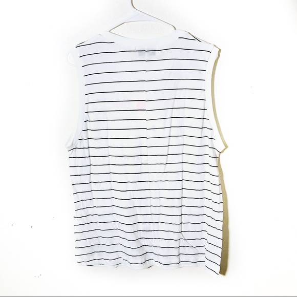 WILDFOX | MUSCLE TEE - Picture 3 of 5